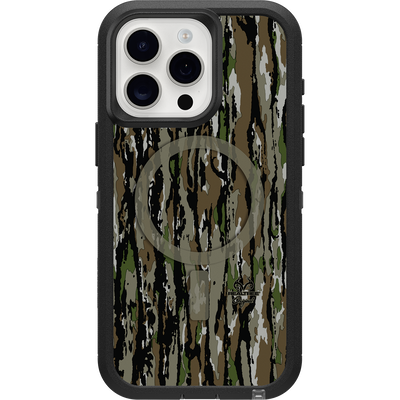 iPhone 15 Pro Max Defender Series XT Case for MagSafe