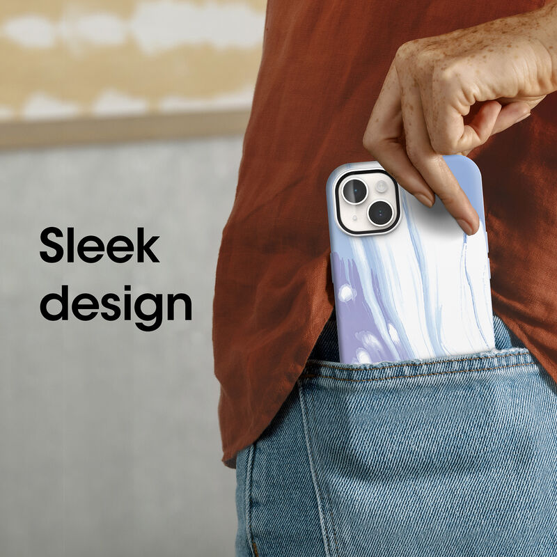 product image 2 - iPhone 14 Plus Case Symmetry Series for MagSafe